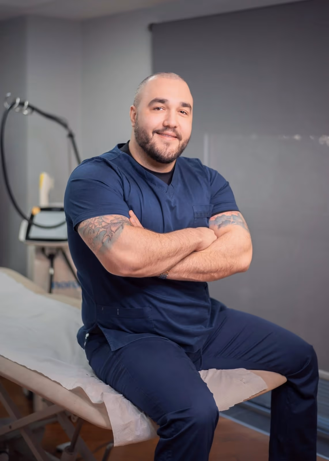 Branislav Lukić – Ästhetikspezialist, Candela-Laser- und DermaFacial-Trainer bei Meda Esthetic